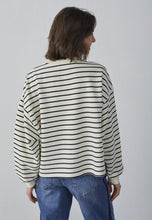 Last inn bildet i Galleri-visningsprogrammet, ELISO-LS sweatshirt