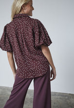 Last inn bildet i Galleri-visningsprogrammet, ELLA-SH60 bluse