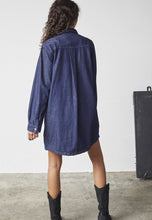 Last inn bildet i Galleri-visningsprogrammet, OVEA-DR2 kjole