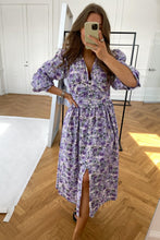 Last inn bildet i Galleri-visningsprogrammet, Adel kjole lavendel