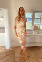 Last inn bildet i Galleri-visningsprogrammet, Mai IC kjole