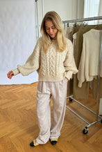 Last inn bildet i Galleri-visningsprogrammet, Nora IC off white genser