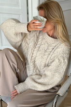 Last inn bildet i Galleri-visningsprogrammet, Nora IC off white genser