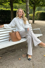 Last inn bildet i Galleri-visningsprogrammet, Vilda IC bluse