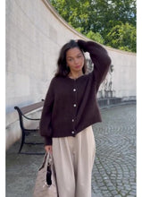 Last inn bildet i Galleri-visningsprogrammet, Ida IC brun cardigan