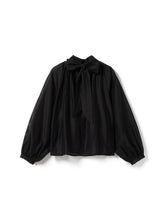 Last inn bildet i Galleri-visningsprogrammet, Loris bluse