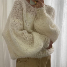Last inn bildet i Galleri-visningsprogrammet, Milana mohair hvit genser