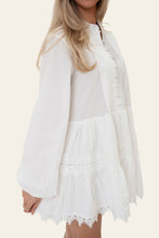 Last inn bildet i Galleri-visningsprogrammet, Livic dress white embroidery