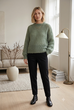 Last inn bildet i Galleri-visningsprogrammet, Milana mohair lysegrønn genser
