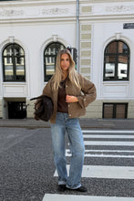 Last inn bildet i Galleri-visningsprogrammet, Avaic short trenchcoat dark brown