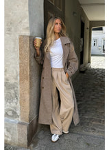 Last inn bildet i Galleri-visningsprogrammet, Julie IC trenchcoat