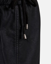 Last inn bildet i Galleri-visningsprogrammet, Skjørt