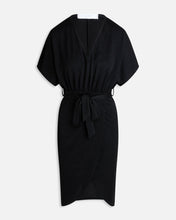 Last inn bildet i Galleri-visningsprogrammet, GYNO-DR kjole