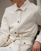 Last inn bildet i Galleri-visningsprogrammet, Jakke