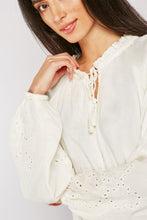 Last inn bildet i Galleri-visningsprogrammet, Bluse