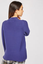 Last inn bildet i Galleri-visningsprogrammet, Genser