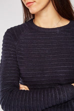 Last inn bildet i Galleri-visningsprogrammet, Genser