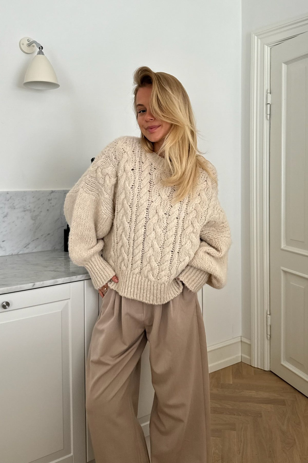 Nora IC off white genser