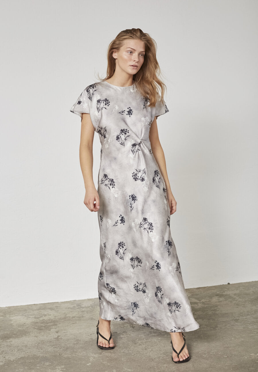 Gista-dr1 grey flower kjole