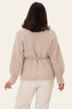 Last inn bildet i Galleri-visningsprogrammet, IdaIC Wrap Cardigan - Beige
