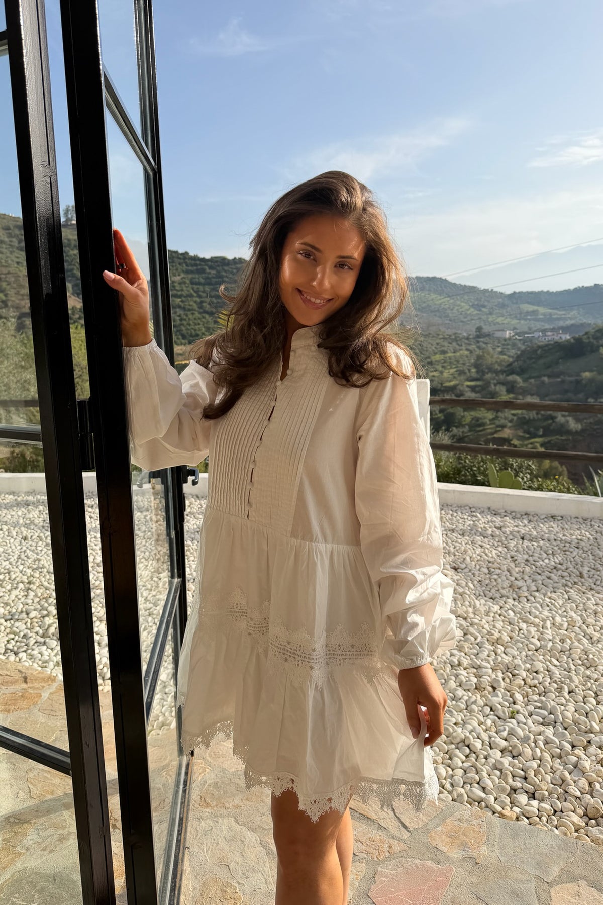 Livic dress white embroidery