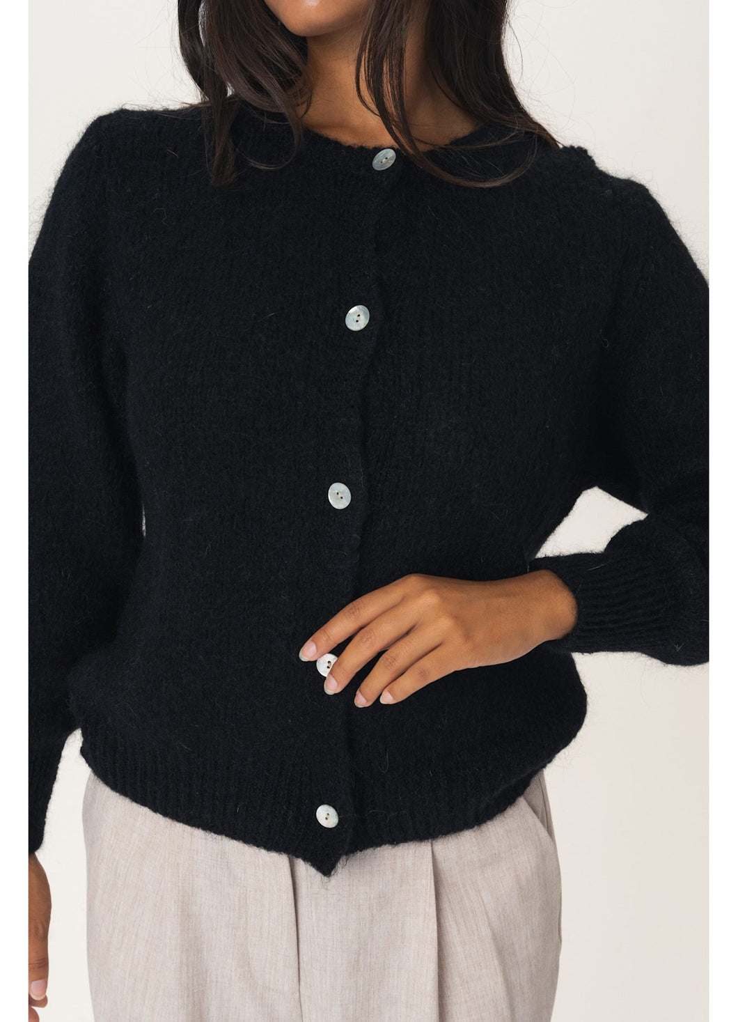 Ida IC svart cardigan