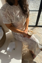 Last inn bildet i Galleri-visningsprogrammet, Elliaic long dress offwhite lace
