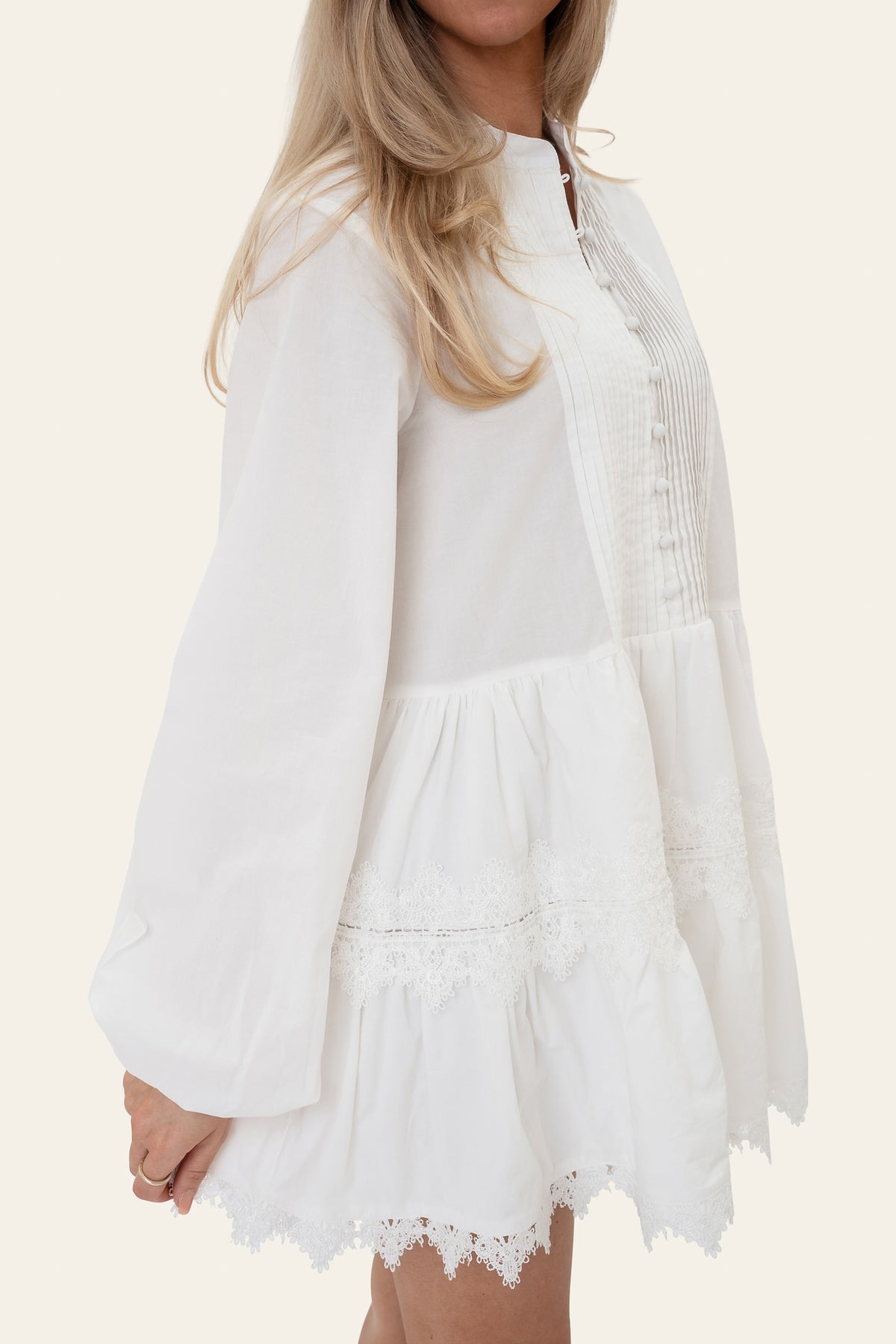 Livic dress white embroidery