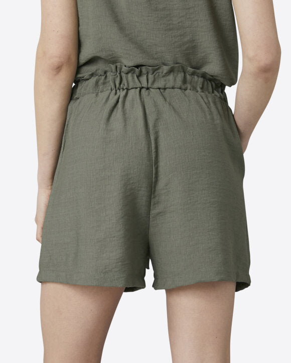 MENA SHO2 SHORTS